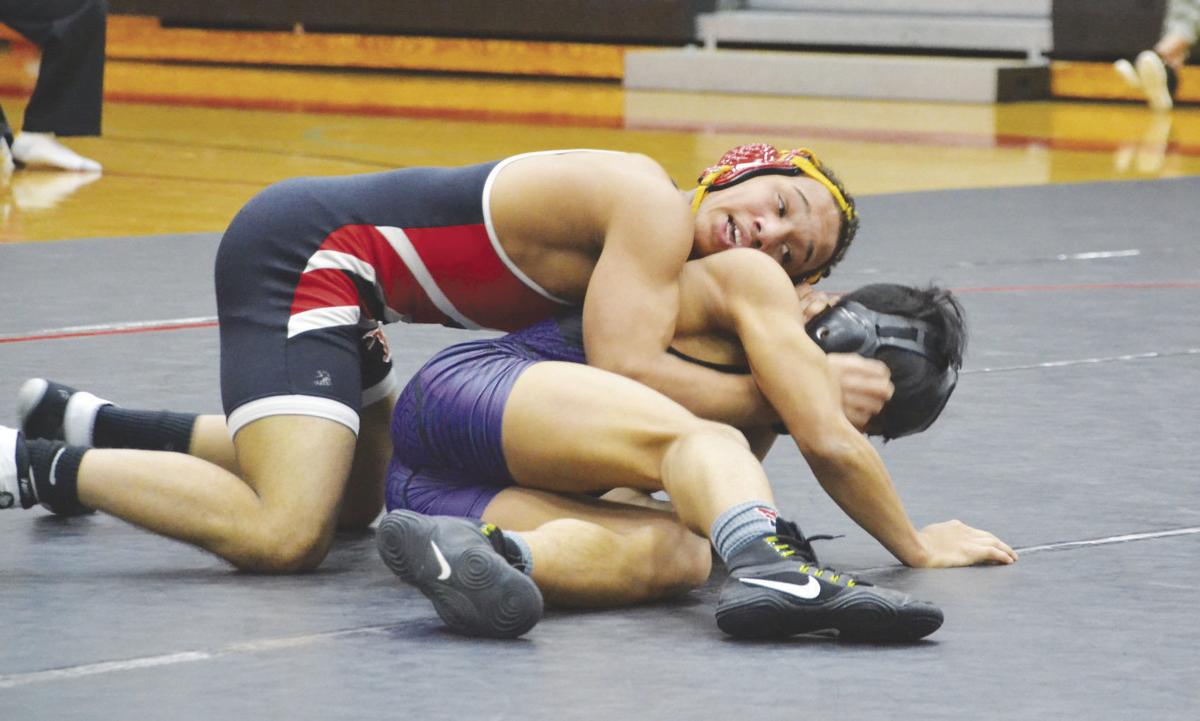 Win Sets Up Sun Prairie Wrestlers Sun Prairie Star Hngnews Com