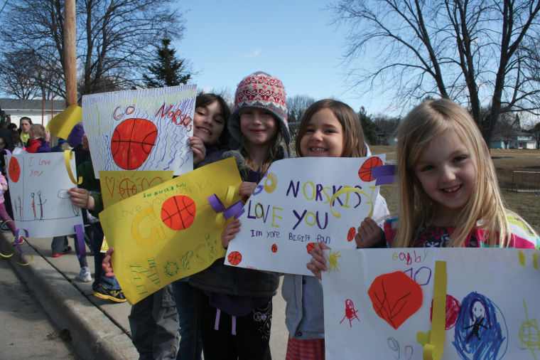 Lady Norskies visit Eagle Point Elementary School