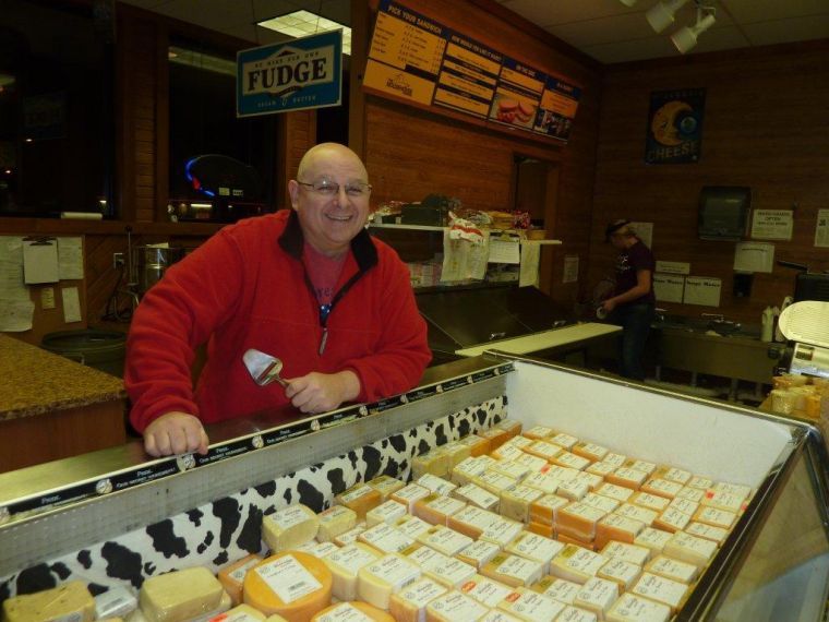 Say Cheese -- Mousehouse Cheesehaus | Business | Hngnews.com