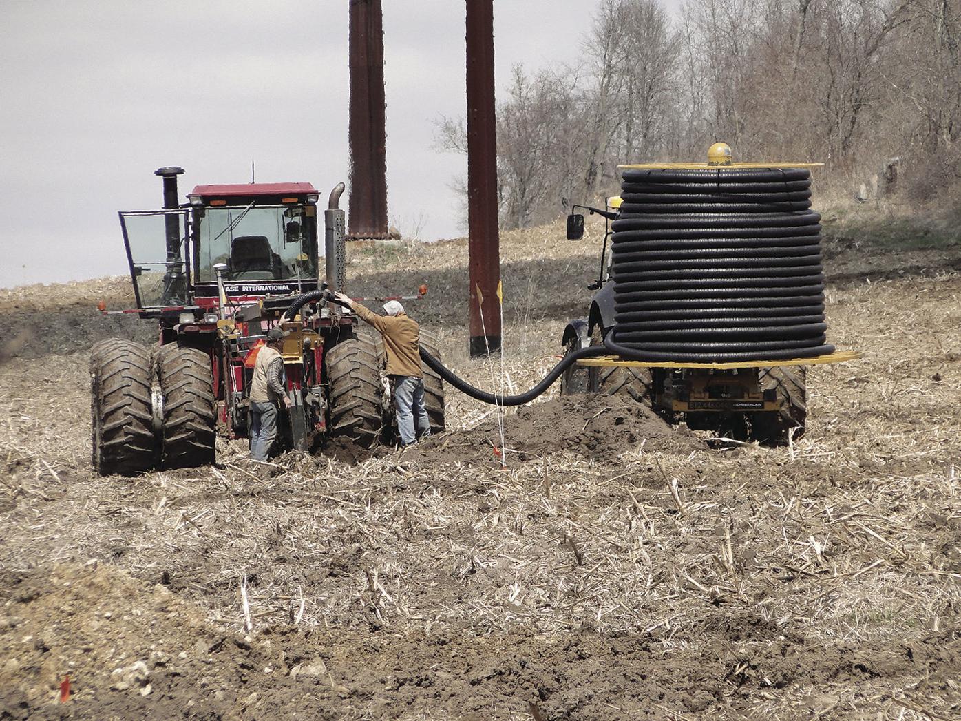 Field demos are a highlight at Farm Tech Days Business
