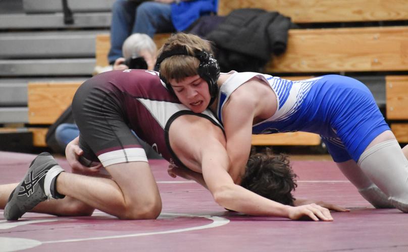 Cambridge wrestling defeats Deerfield wrestling | Cambridge News ...
