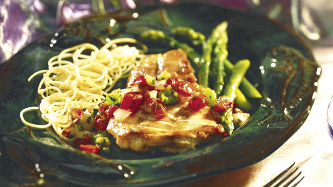 Salsa agrega especias al pargo rojo | arte y Entretenimiento Salsa agrega especias al pargo rojo | arte y Entretenimiento