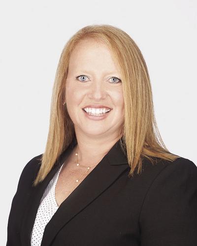 Waunakee Woman Joins Mcfarland State Bank Business Hngnews Com