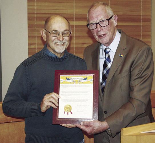 Harry Ripp gets James J. Reininger Lifetime Achievement Award