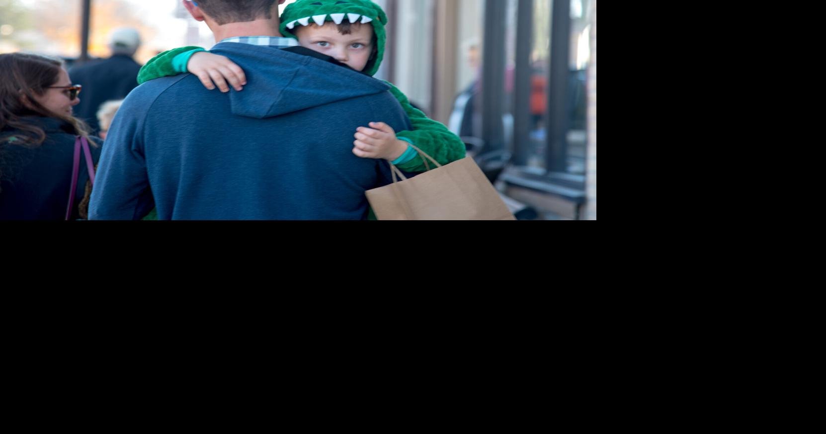 In Photos Cambridge TrickorTreating Cambridge News / Deerfield