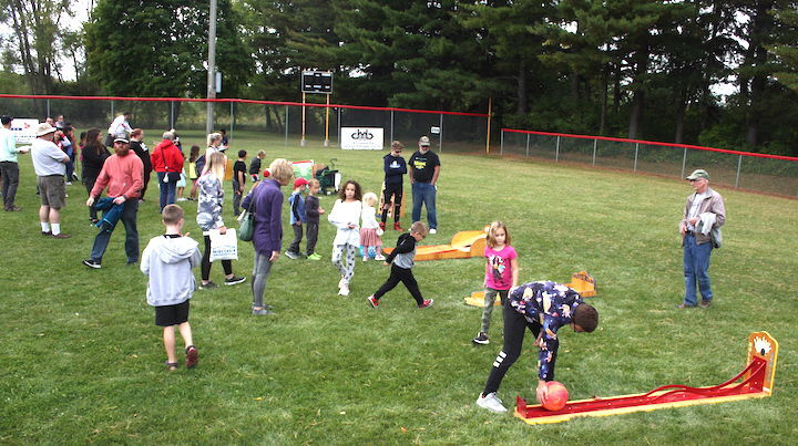 WindsorFest lawn games