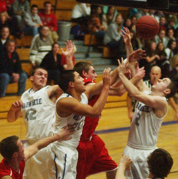 Waunakee Boys Basketball Vs Wauwatosa East Waunakee Tribune