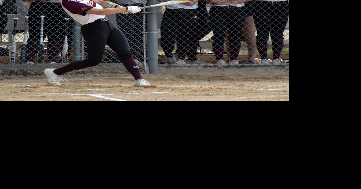 BRENNA HUEBNER Waterloo / Marshall Courier(00)