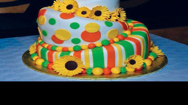 Mcfarland S Cake Baker Leaving Village After 26 Years Mcfarland Thistle Hngnews Com