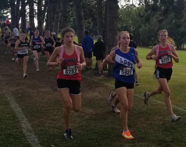 Cross country Lodi runs at Spring Green Sports