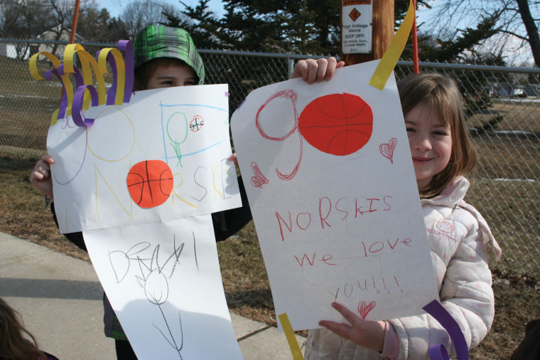 Lady Norskies visit Eagle Point Elementary School