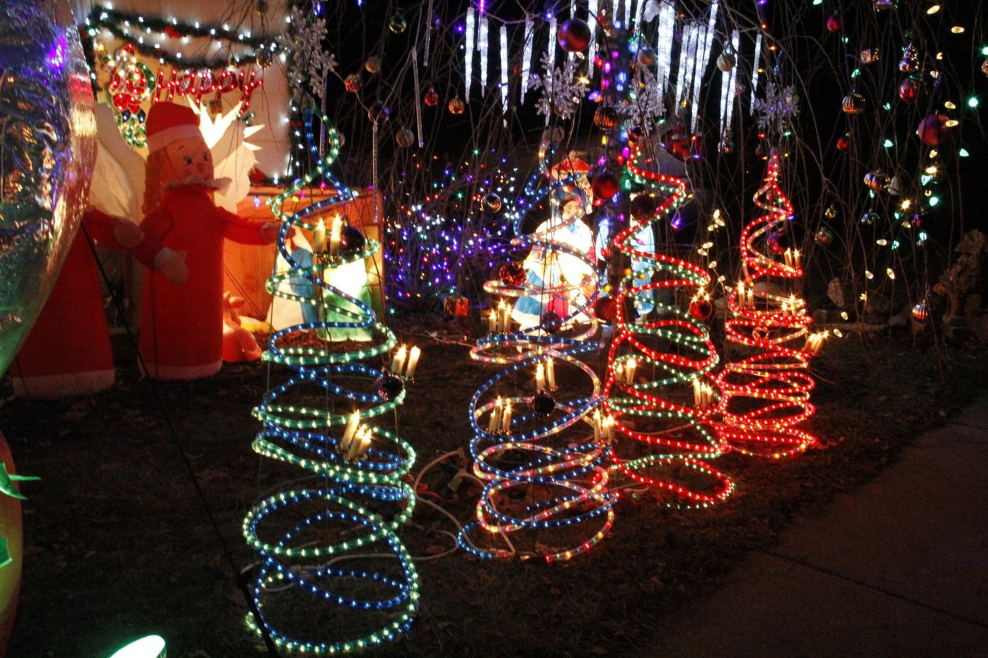 Deerfield Christmas Lights 2021
