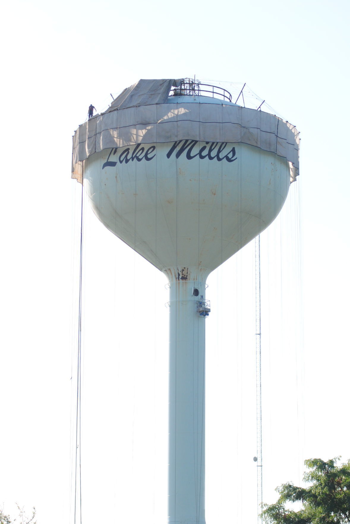 Water tower makeover Lake Mills Leader