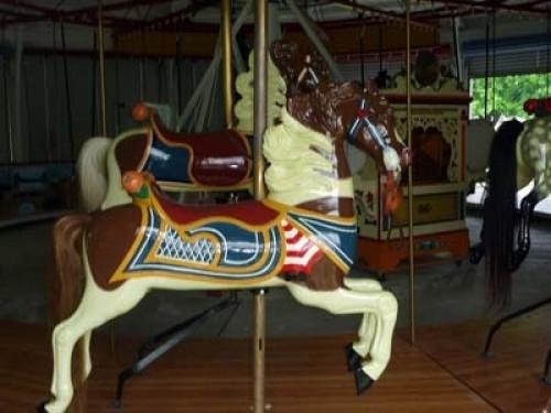 Celebrating the 1911 C.W. Parker Carousel | Community | hngnews.com