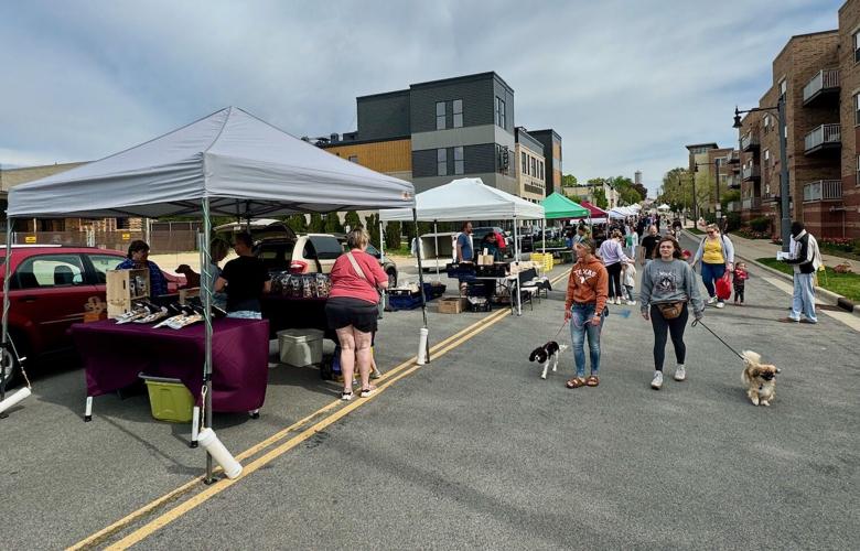 Outdoor Sun Prairie Farmers’ Market kicks off for the season