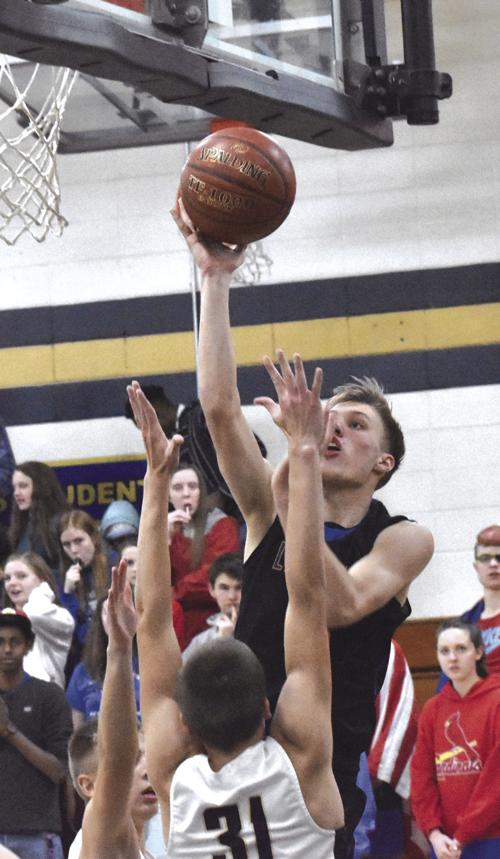 Prep Boys Basketball Bender L Cats Open Capitol North With Win