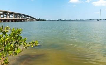 Environmental groups, residents set to converge for clean water for Indian River Lagoon - Hometown News