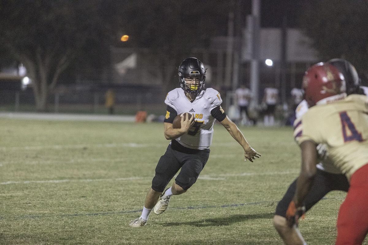 112020NBR football6.jpg