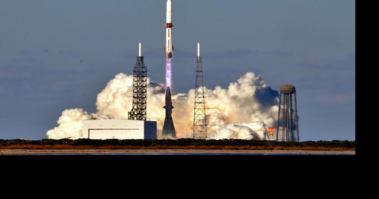 Twin rocket liftoffs make for an unusual day on the Space Coast ...