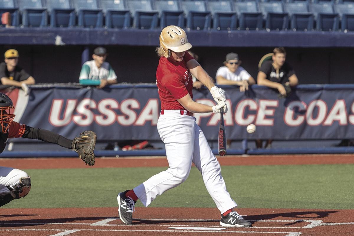 060421BCH baseball1.jpg