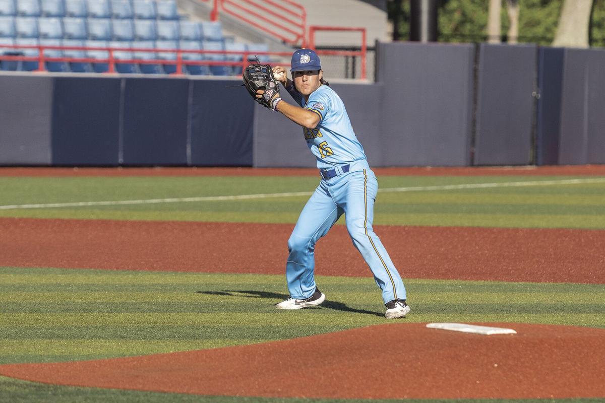 060421NBR baseball1.jpg