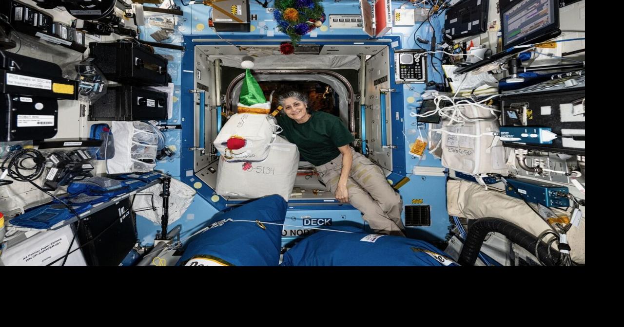How astronauts Butch and Suni have Santa hats in space | Brevard County ...