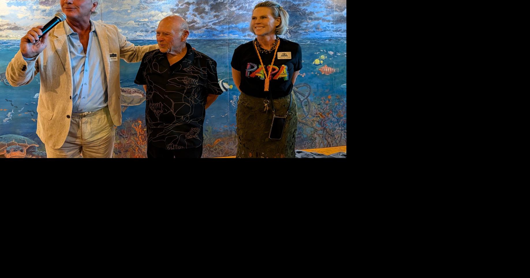 Mural donated by local artist unveiled at Elliott Museum