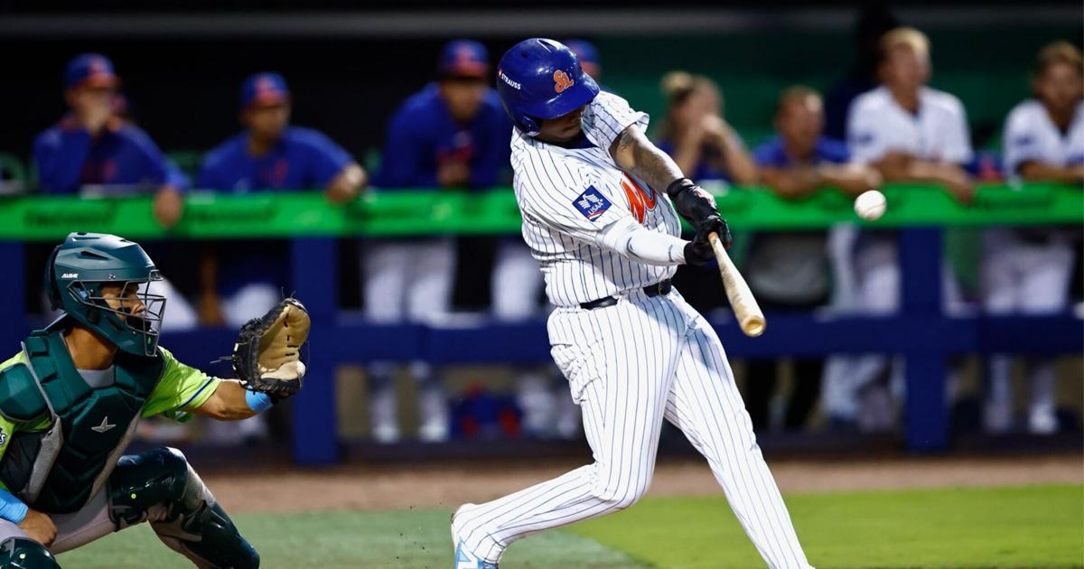 Julio Zayas delivers in the 9th with walk-off homer for 2-0 win