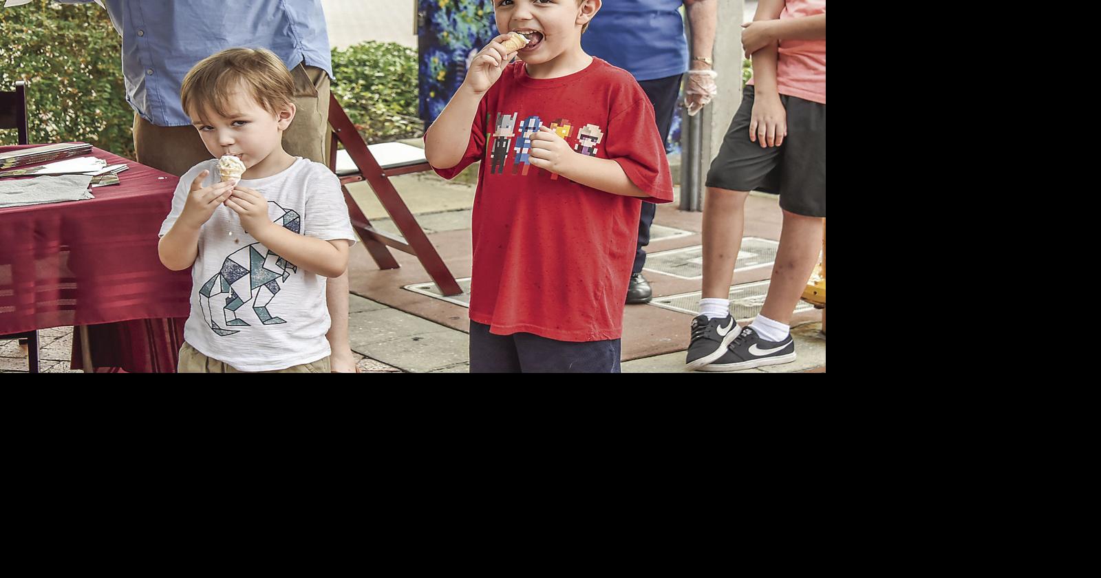 DeLand Ice Cream Walk Photo Galleries