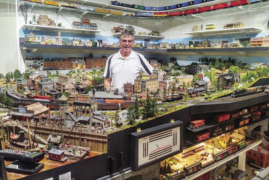 He S Been Working On His Railroad In New Smyrna Beach News Hometownnewsvolusia Com