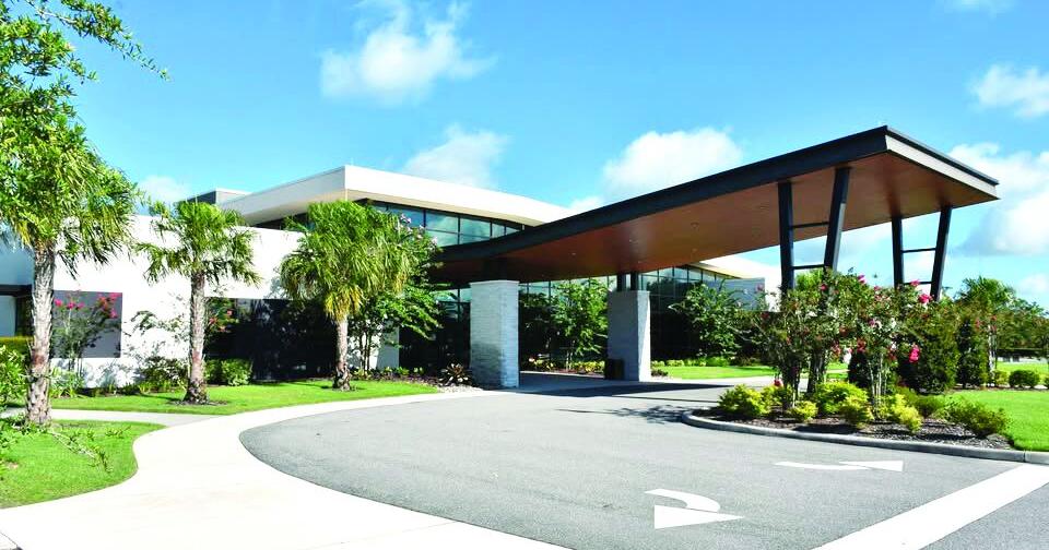 Veterans Stand Down honors veterans with traveling replica memorial walls