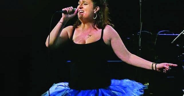 Lake Helen artist performs at Rockin’1000