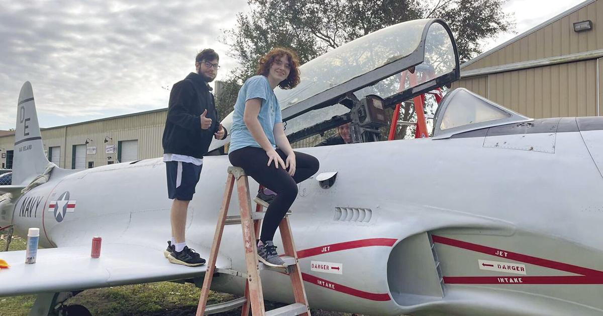 Embry Riddle Microgravity Club Embry-Riddle club focuses on aircraft restoration | News ...