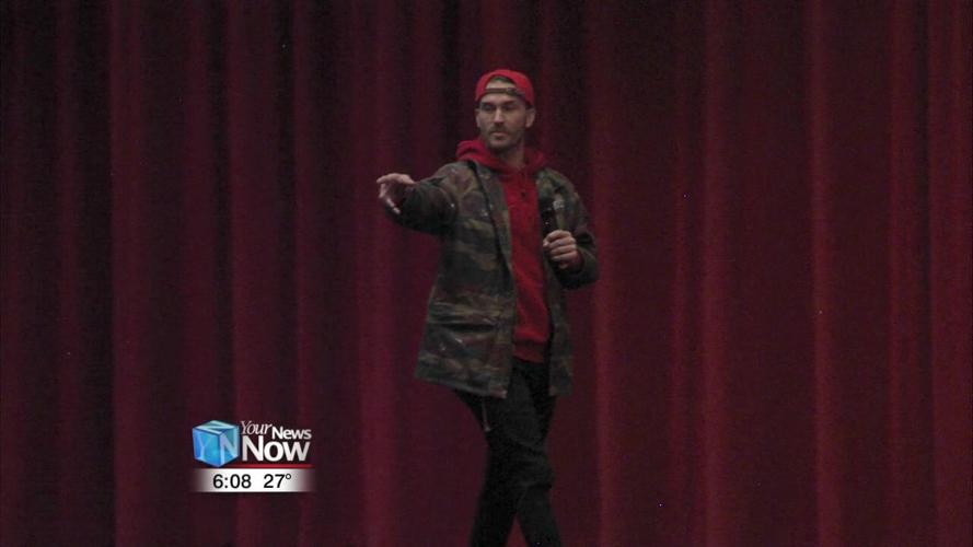 Tony Hoffman speaks to Van Wert students about addiction 1.jpg