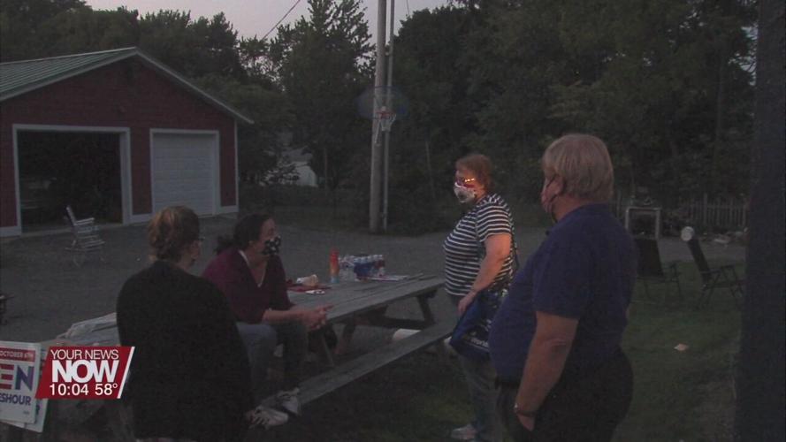 Shannon Freshour holds “S’mores with Shannon”