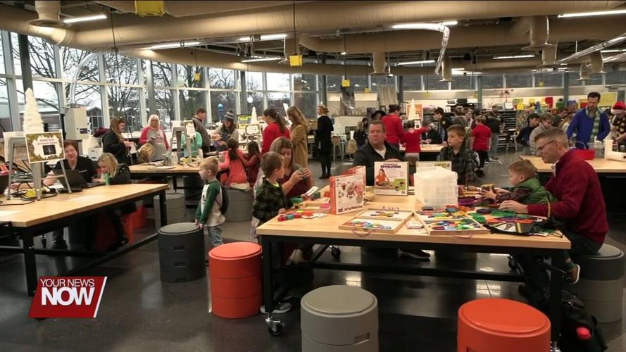 University of Findlay's Mazza Museum hooks kids on learning with with Harry Potter themed Wizardly Christmas