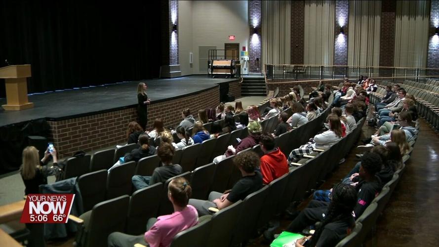 State Representative Manchester hosts a Q&A session for government class at Elida High School
