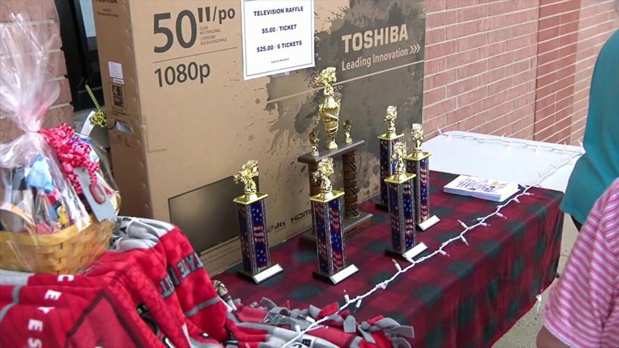 Car show held at Allen County Council on Aging gives community members a chance to reminisce