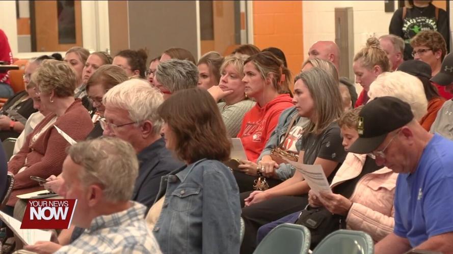 Elida residents address school board on the district #39 s financial