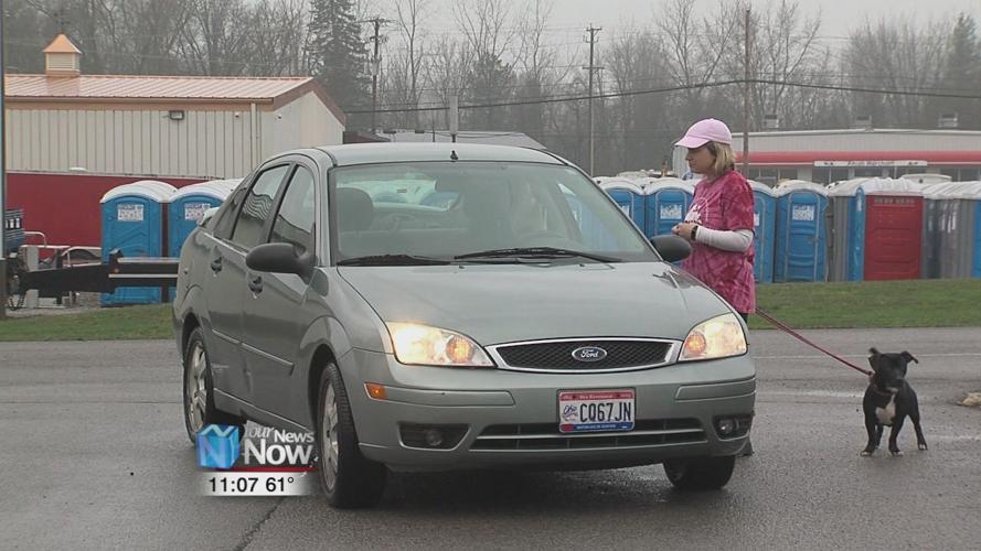 Ohio SPCA and Humane Society in Lima gives out free dog food to those in need