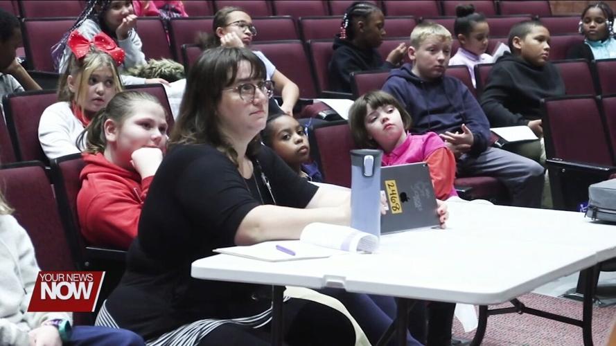 Liberty Arts Magnet students take to the stage for famous Ohioan research project