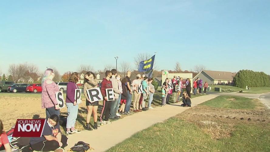 Anti-Bullying demonstration sends positive message to Wapakoneta community