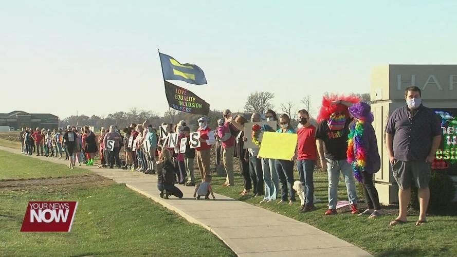 Anti-Bullying demonstration sends positive message to Wapakoneta community
