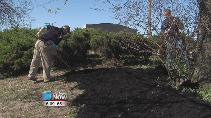 The Basement Doctor of Lima giving back to community by sprucing up entrance signs