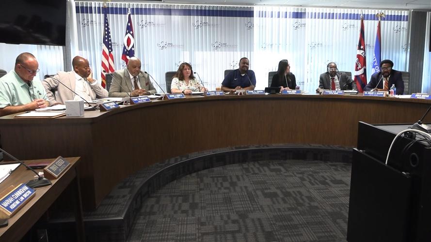Lima to begin towing nuisance vehicles after City Council approves contract