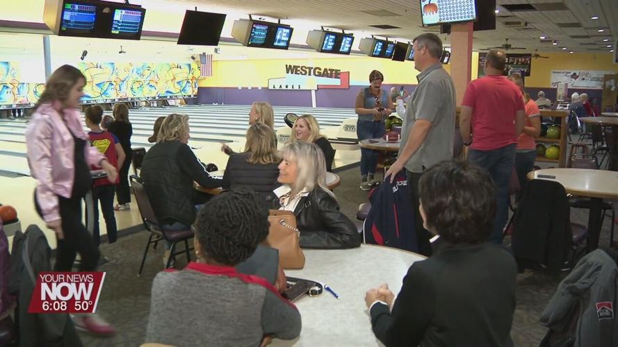 Realtors hold bowling fundraiser for Habitat for Humanity