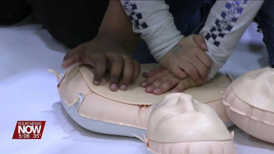 Healthcare and emergency professionals team up to teach heart health to Perry students