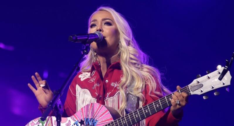RaeLynn Official - The Van Wert Area Performing Arts Foundation