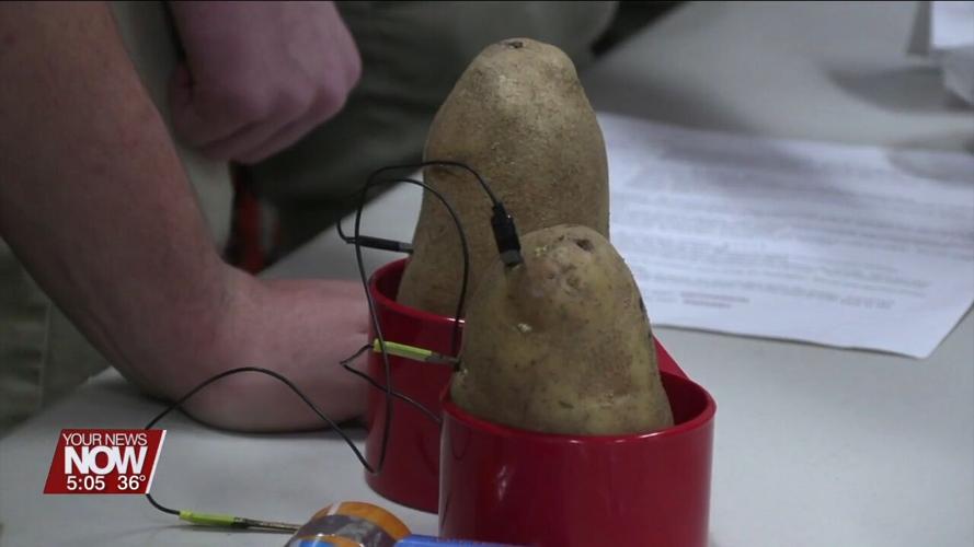 Lima Senior students show kids at Independence Elementary just how fun science can be