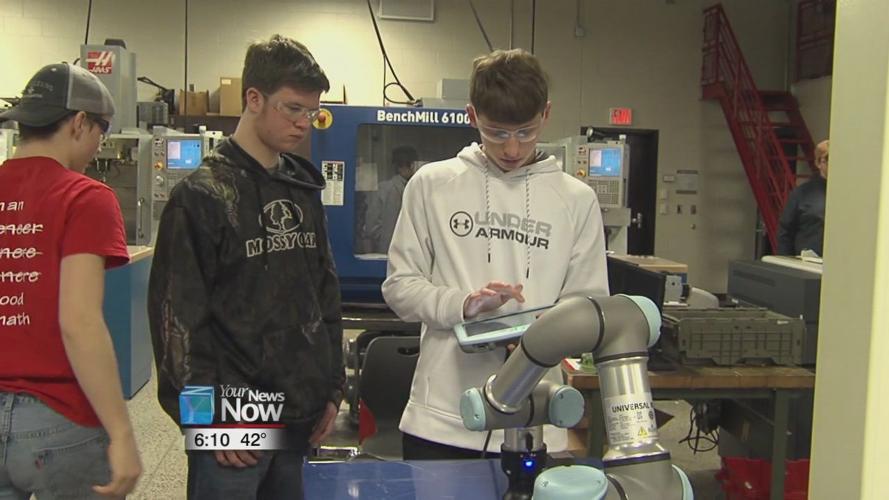 More than 700 students attend Apollo Career Center's 411-Blast